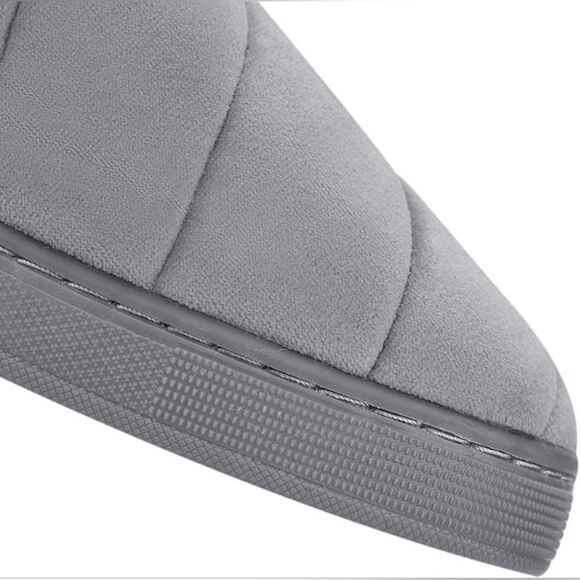 Cozy Men’s Winter Plush Slippers Non-Slip Indoor/Outdoor - Picture 4 of 9